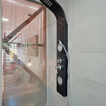 Mbird Lx Yard * 리스본