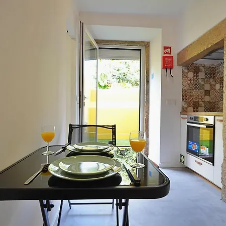 Mbird Lx Yard * Lisboa