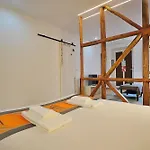 Mbird Lx Yard Apartamento *